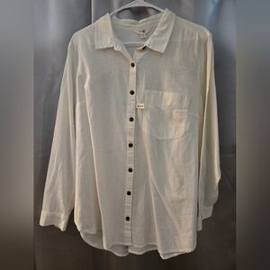 Terra Sky White Button Woven Top